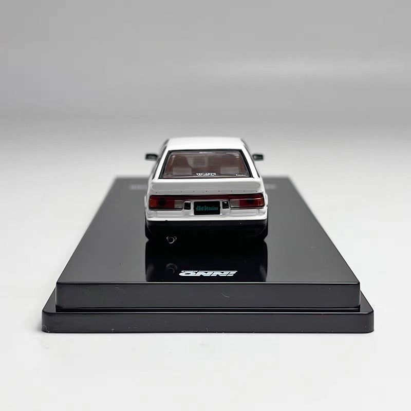 Inno64 1:64 Toyota AE86 Speinter Trueno Carbon Fibre Door version Green Bonnet