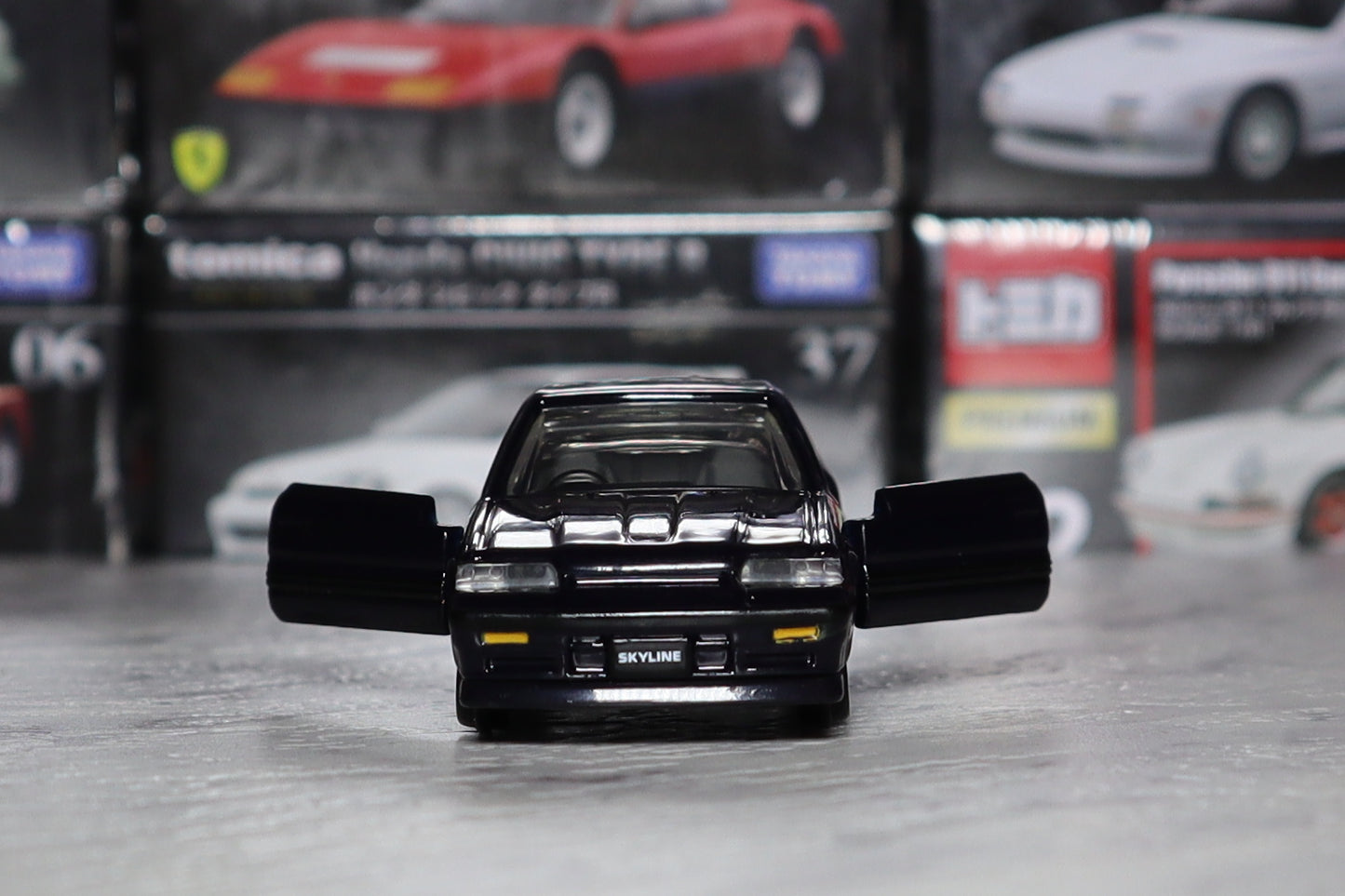 TOMICA Premium 1:62 Scale No.04 Nissan Skyline GTSR Black