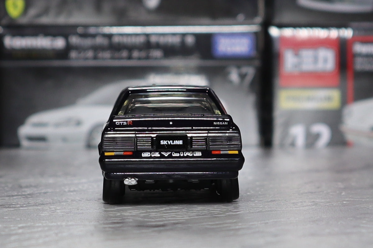 TOMICA Premium 1:62 Scale No.04 Nissan Skyline GTSR Black