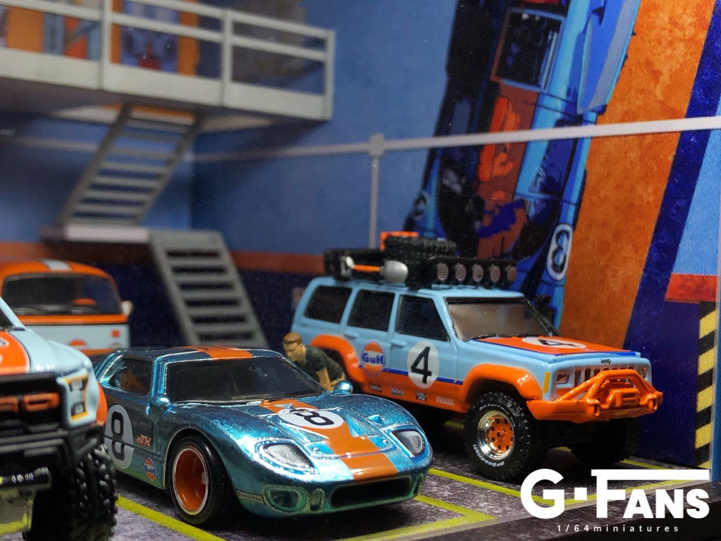 G-Fans 1:64 Gulf Double Deck Garage